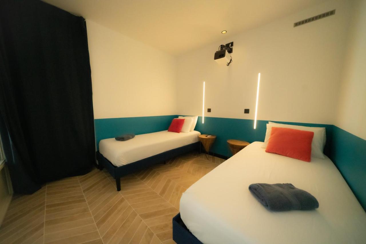 Roma Divine home cinéma et jardin Nîmes Extérieur photo