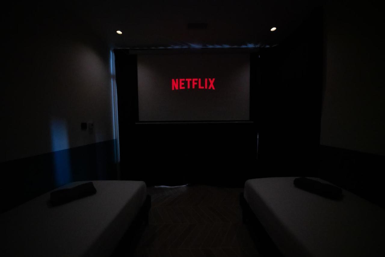 Roma Divine home cinéma et jardin Nîmes Extérieur photo