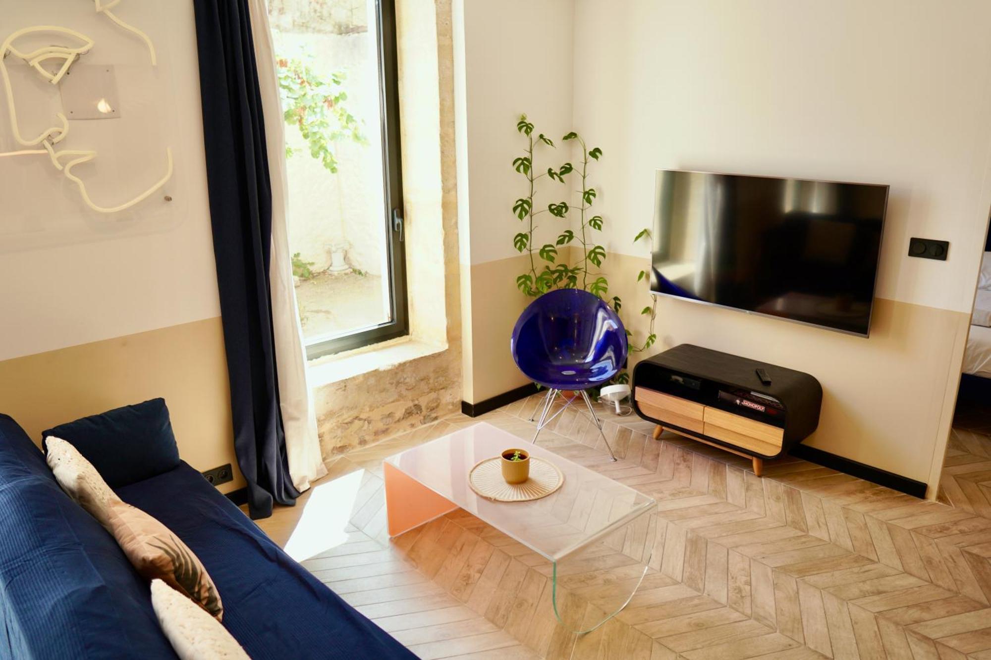 Roma Divine home cinéma et jardin Nîmes Extérieur photo